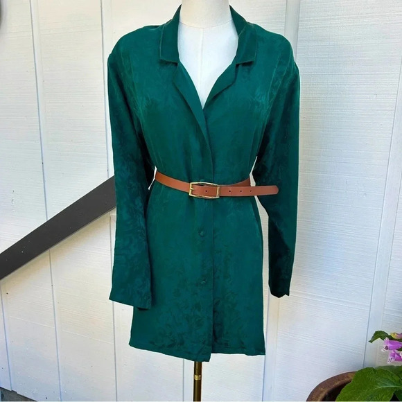 Vintage Treesha 100% Silk Embossed Green Button Down Oversized Shirt / Sz Small - Picture 1 of 11